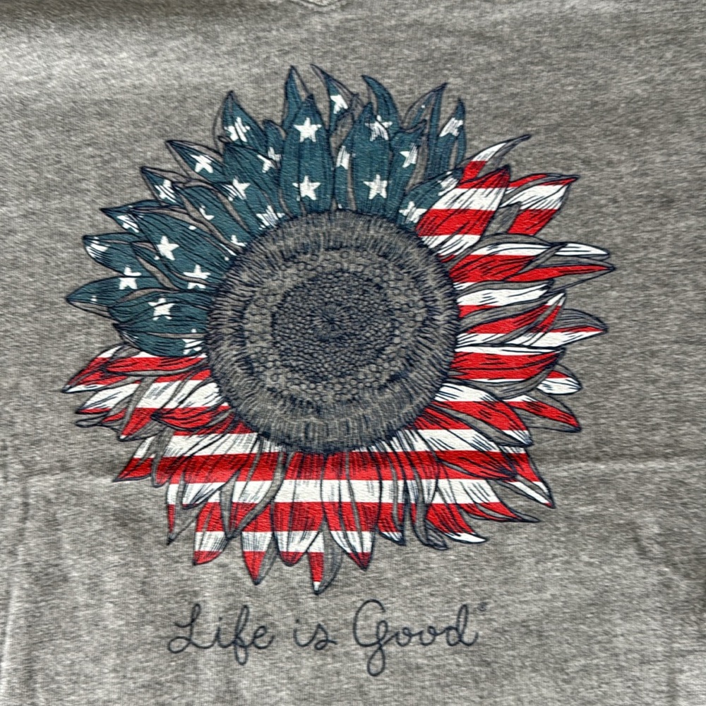 LIFE IS GOOD Women's Gray Flag Sunflower Short Sleeve V-Neck- Size XXXL - Picture 9 of 11